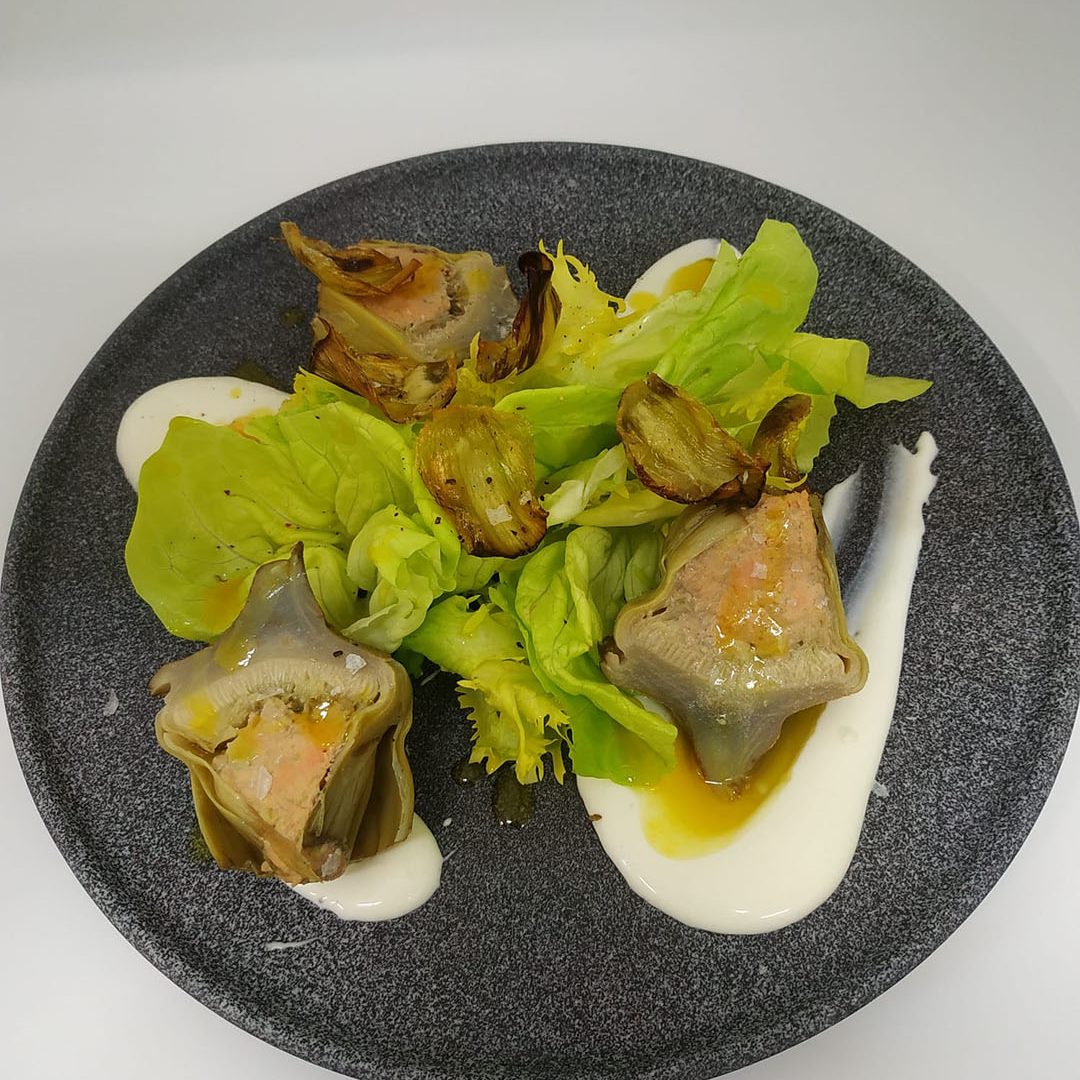 Restaurant El Pont 9 de Camprodon - Amanida de carxofes amb micuit de foie i xips
