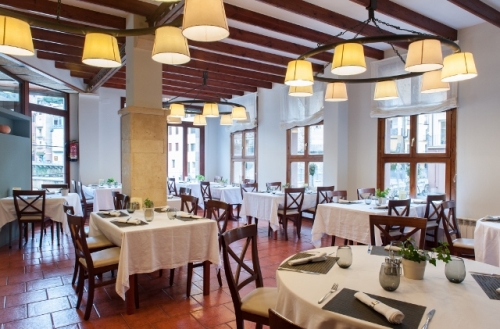 Restaurant El Pont 9 de Camprodon – Notícies – Necessitem cambrer Restaurant El Pont 9 de Camprodon - Notícies - Necessitem cambrer