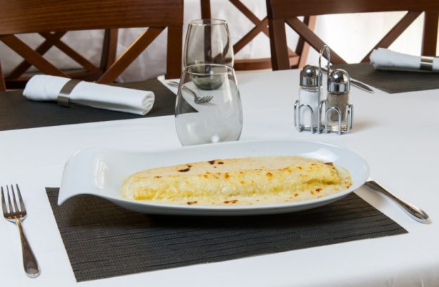 Restaurant El Pont 9 de Camprodon - Ceneló de cua de vedella ecològica amb la seva crema